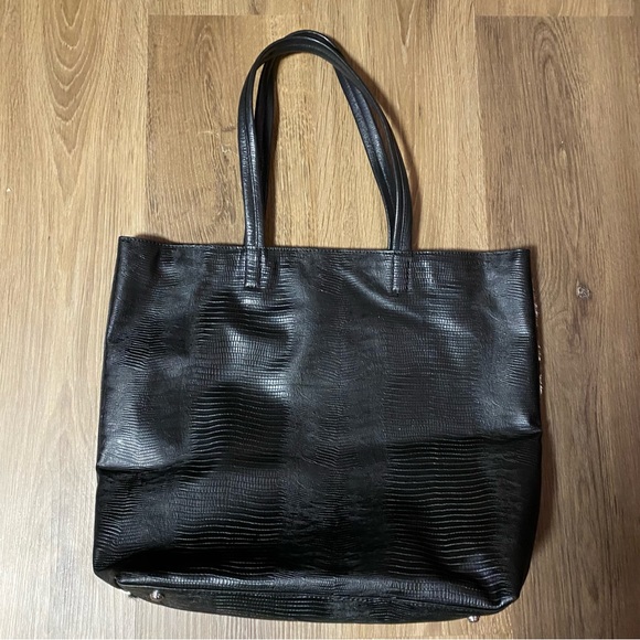 Chico’s Rue Zebra Tote - Picture 6 of 10